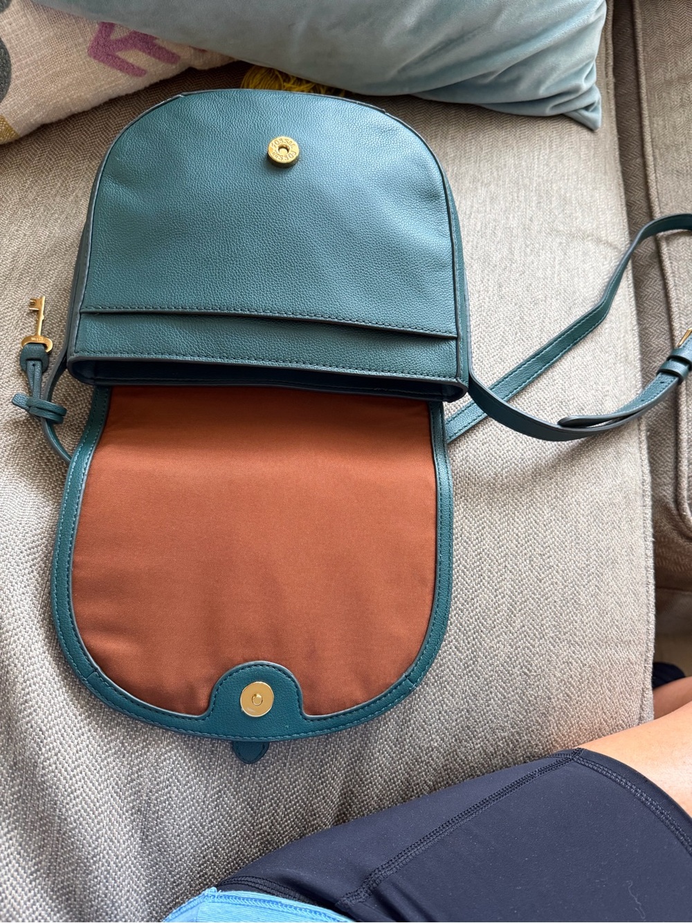 Fossil Dark Green Saddle Crossbody Bag with Gold Hardware - Picture 3 of 5